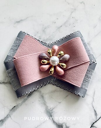 Kolekcja  Exclusive  Brosza z kwiatem i perłą  NEW, Pudrowy Różowy