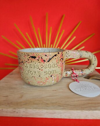 Niski kubek "Less Ego More Soul", Czikita Ceramics