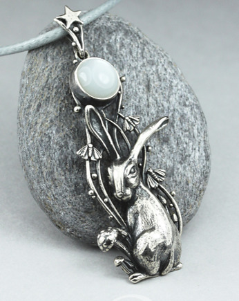 Księżycowy zając, Drakonaria