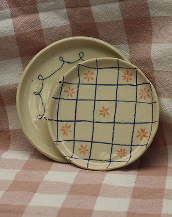 Talerzyk w kratkę i kwiatki. Ceramika ręcznie robiona, Lvvia ceramics