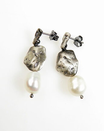 Lawa z perłą białą - kolczyki srebrne, VENUS GALERIA