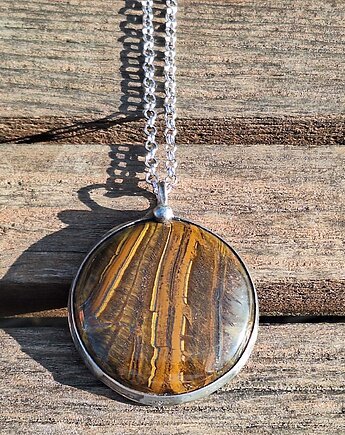 Brązy - wisiorek, po drugiej stronie lustra