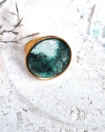 Pierścionek z kolekcji Varie, Slow Jewelry