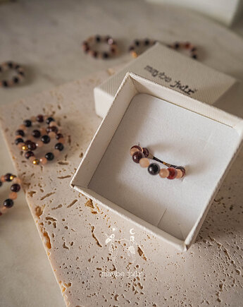 Pierścionek elastyczny granat i kamień słoneczny, MAYBEJWLR