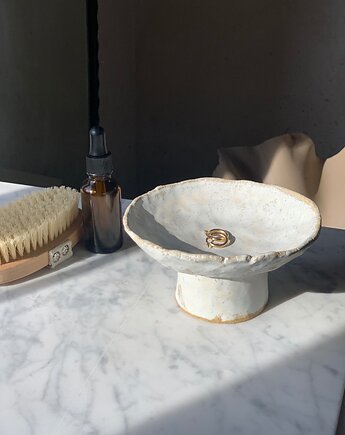 Ceramiczna Miseczka Japandi na Cokole Milky Romantic, Maison Fragile