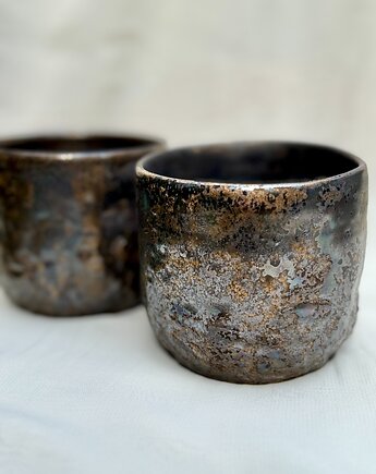 Czarka ceramiczna metaliczna, szkliwiona.art