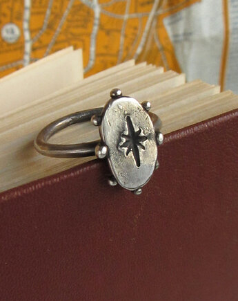 Srebrny pierścionek Supernova II, Antilica