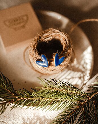 Kolczyki serduszka granatowe z porcelany, Strefa Ceramiki