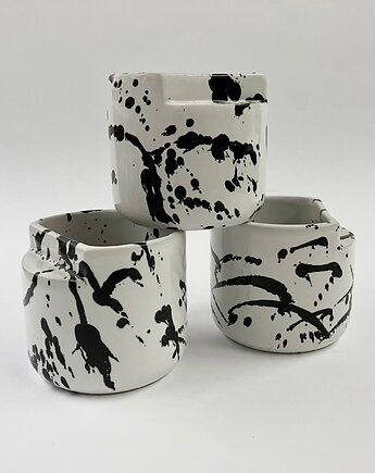 Kubek #09 /white and black,250ml/ z serii Architecture, Handverk