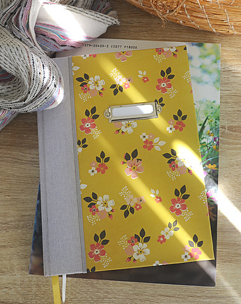 Notatnik kwiatowy w kropki, Sygnatura Bookbinding Studio