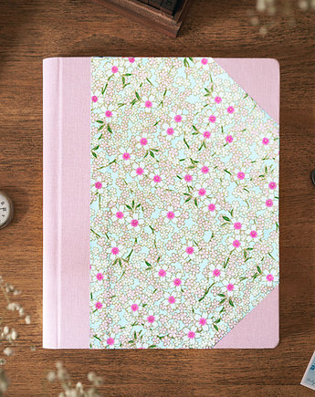 Piękny notatnik w kwiaty, bullet journal, czysty notes, pamiętnik, iblush