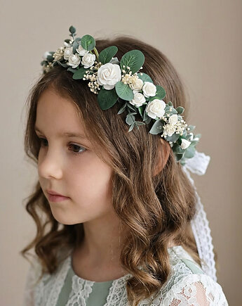 Asymetryczny wianek komunijny