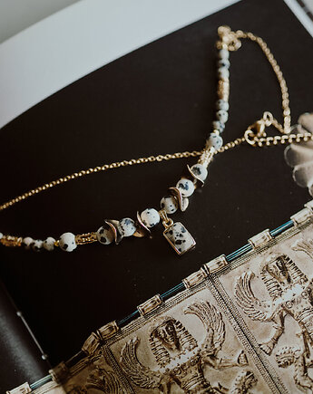Naszyjnik Anubis z jaspisu dalmatyńskiego, kolekcja "Sehet Jaru", Okruszek Biżuteria