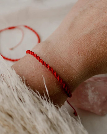 Bransoletka czerwona ochronna z hematytem, INSI