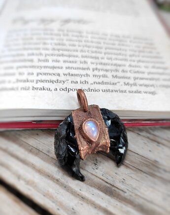 Wisior miedziany lunula obsydian moonstone VII, Treemasters Copper Jewelry