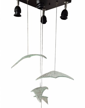 Lampa lecące ptaki, Pracownia szkła