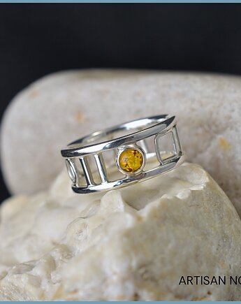 HONEY AMBER , An Artisan Nova