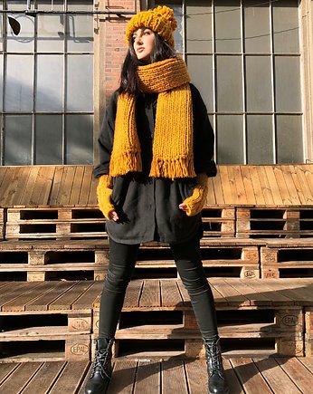 Szalik MAXI COZY, henhouse