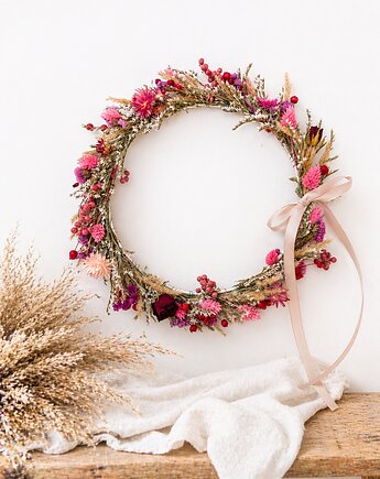 Wianek Sielski róże, Łąka