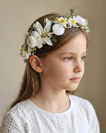 Asymetryczny wianek komunijny