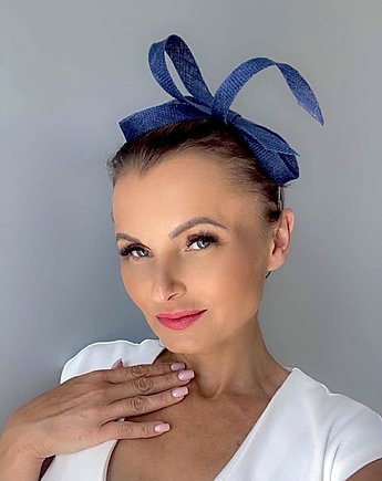 Fascynator ciemny niebieski  / inne kolory, MONIKA SAXTON LUXURIOUS MILLINERY