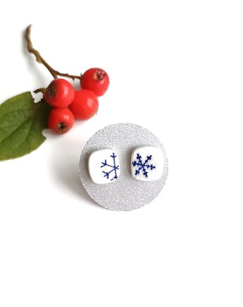 Kolczyki ceramiczne w śnieżynki, biżuteria z talerzy