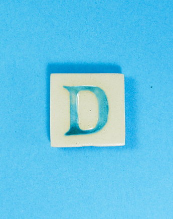 Ceramiczny magnes, niebieska literka D, M.J