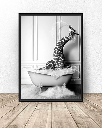 Plakat do łazienki "Żyrafa w wannie", scandiposter