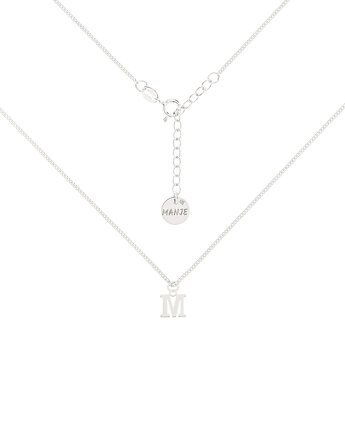Srebrny choker pancerka z literką, MANJE