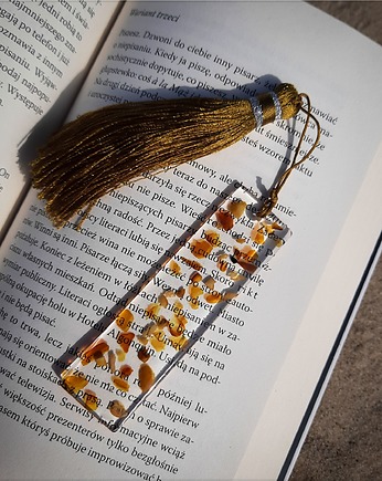 Zakładka z żywicy z bursztynem, Figa handmade accessories
