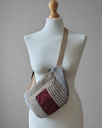 Damska nerko-torebka.