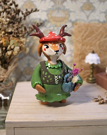 Łania zielarka, Qletta Clay