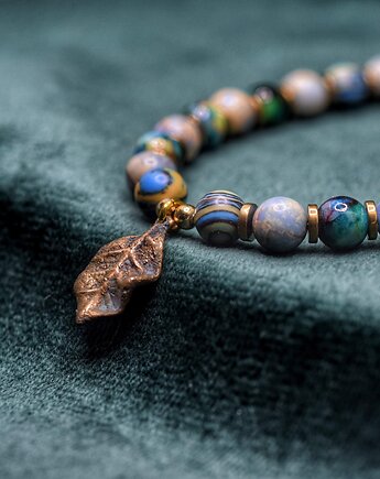 Bransoletka z naturalnych kamieni z listkiem z brązu, Biżuteria z Myśli Odlana