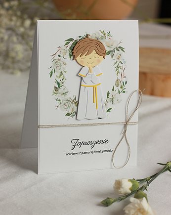 Biała piwonia. Zaproszenia komunijne dla chłopca, PAKOWANIE PREZENTÓW - pudełko na prezent
