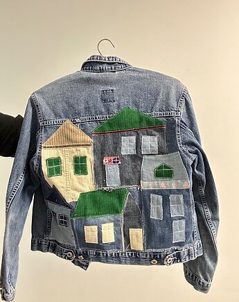 Kurtka jeansowa z patchworkową aplikacją Domki, Dom Artystyczny