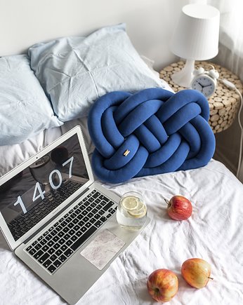 Supeł Pillow classic blue, woodnwool