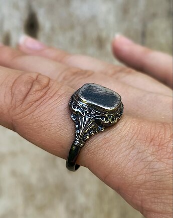 Sygnet Mirror, pierścionek ze srebra próby 925, ZIĘBA