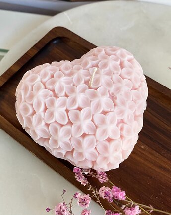 Świeca sojowa dekoracyjna "Rose Heart" 98x42mm różowa, Coccola JEWELLERY