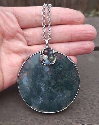 Agat mszysty - wisiorek, po drugiej stronie lustra