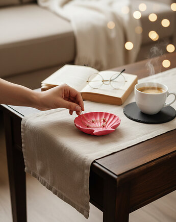 Muszla podstawka na biżuterię z gipsu, Barwny Zakątek