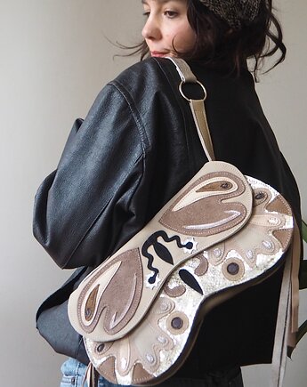 Skórzana  torebka motyl  ćma z upcyklingu, URCHYNN