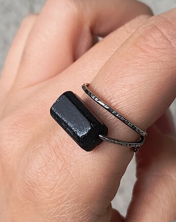 Pierścionek BLACK amulet rozmiar 18, ZIĘBA