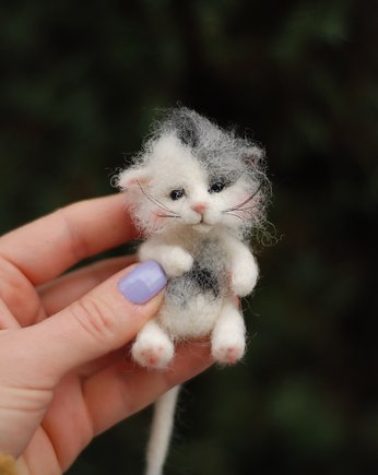 Kot Miniaturka- biało szary, BoboLobo Handicraft