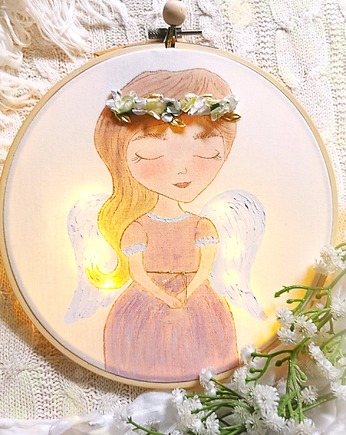 Podświetlany obrazek  z aniołkiem, pamiątka I Komunii dla dziewczynki, gingerolla