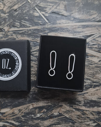 Kolczyki małe wykrzykniki srebrne sztyfty, Olga Zielińska