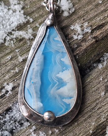 W chmurach - wisiorek, po drugiej stronie lustra