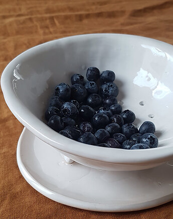 Ceramiczna miseczka sitko na owoce, durszlak, berry bowl, ARK ceramika