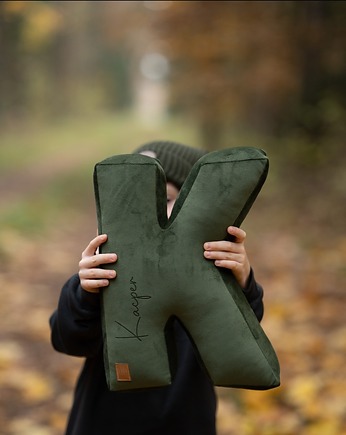 Poduszka dekoracyjna litera, literka, inicjały z imieniem - kolor do wyboru, Mama Otula