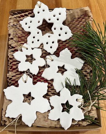 Zestaw porcelanowych gwiazdek na choinkę, PIEGO Ceramika