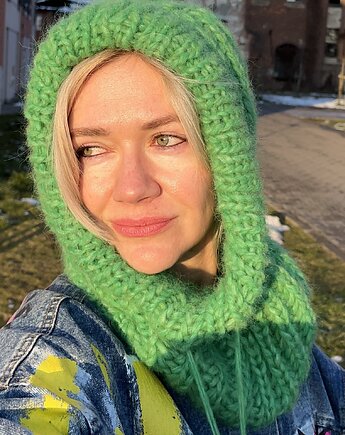 Kominiarka balaclava, Swetry na drutach